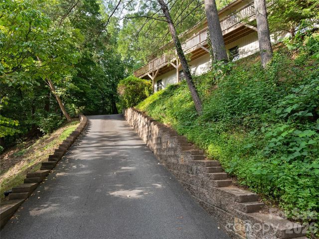 63 Independence Boulevard, Asheville, NC 28805