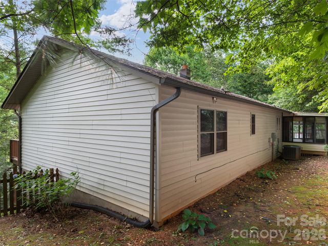 63 Independence Boulevard, Asheville, NC 28805