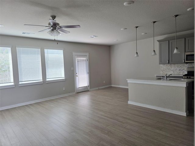 17100 Carmel Cricket DR C, Pflugerville, TX 78660