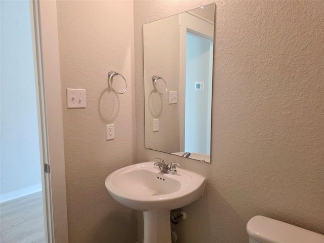 17100 Carmel Cricket DR C, Pflugerville, TX 78660