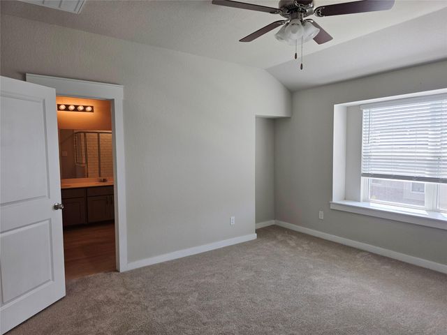 17100 Carmel Cricket DR C, Pflugerville, TX 78660