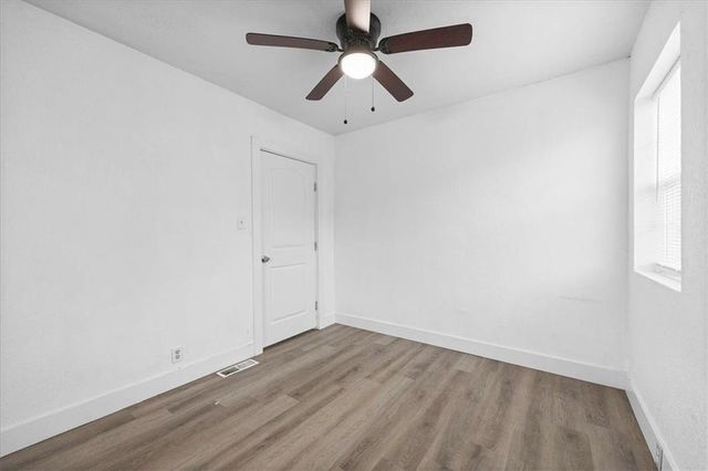 5517 E 30th Terrace, Kansas City, MO 64128