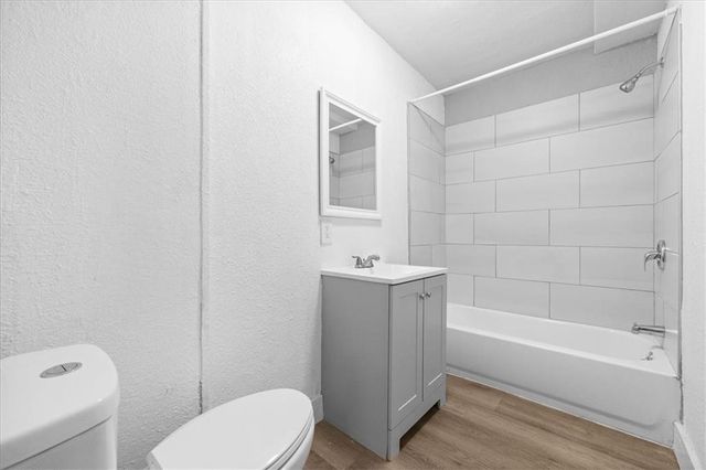 5517 E 30th Terrace, Kansas City, MO 64128