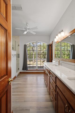 516 Wild Wood Drive, Decatur, TX 76234