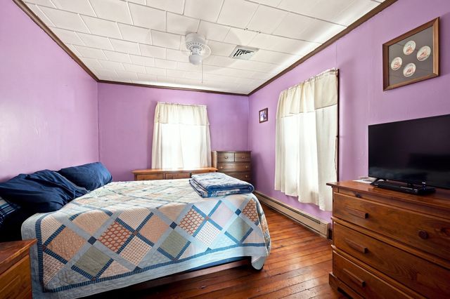 55 Park Ave, Ware, MA 01082