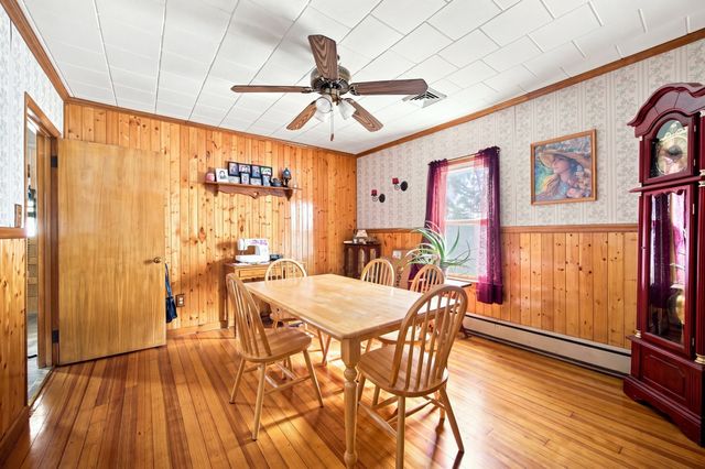 55 Park Ave, Ware, MA 01082