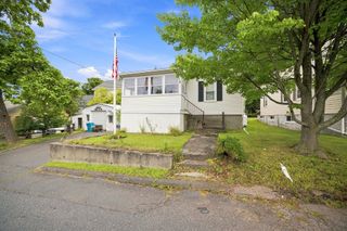 55 Park Ave, Ware, MA 01082
