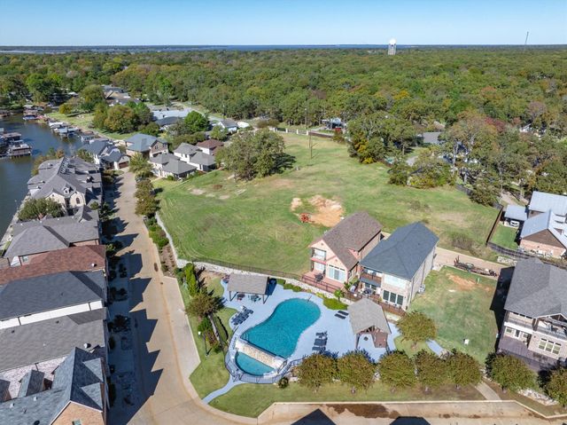 109 Marina Drive, Gun Barrel City, TX 75156