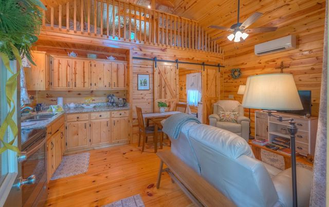 15 June Marie Lane, Murphy, NC 28906