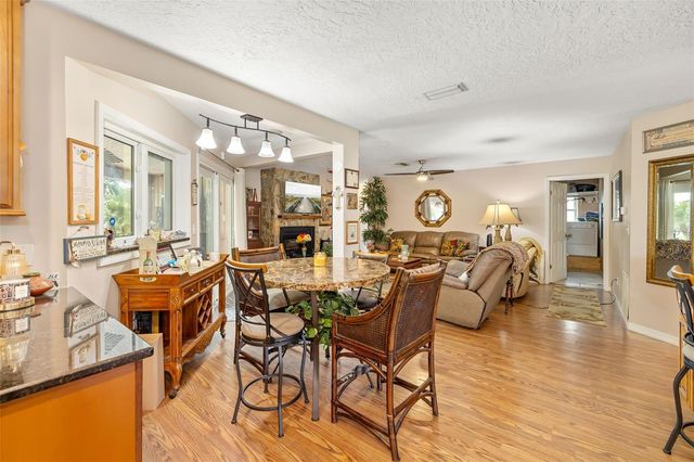 1207 78TH STREET NW, Bradenton, FL 34209