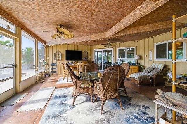 1207 78TH STREET NW, Bradenton, FL 34209