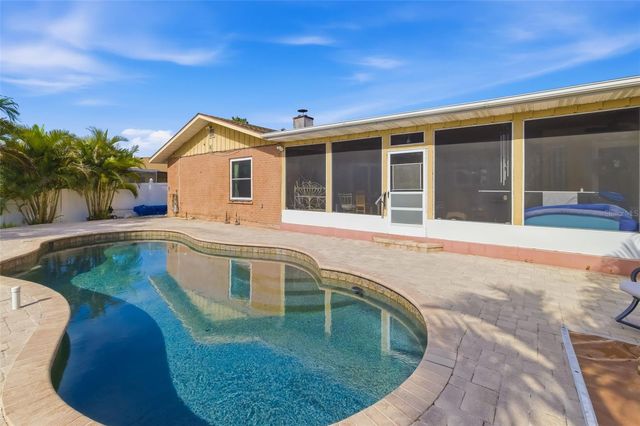 1207 78TH STREET NW, Bradenton, FL 34209