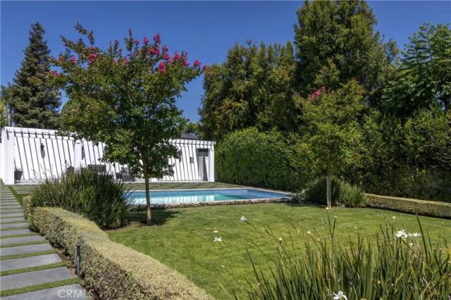 4637 Morella Avenue, Valley Village, CA 91607