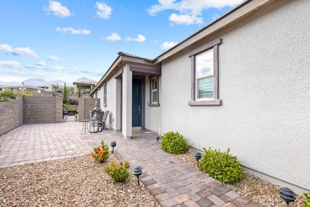 373 Coastal Redwood Street, Las Vegas, NV 89138