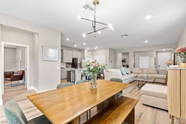 373 Coastal Redwood Street, Las Vegas, NV 89138