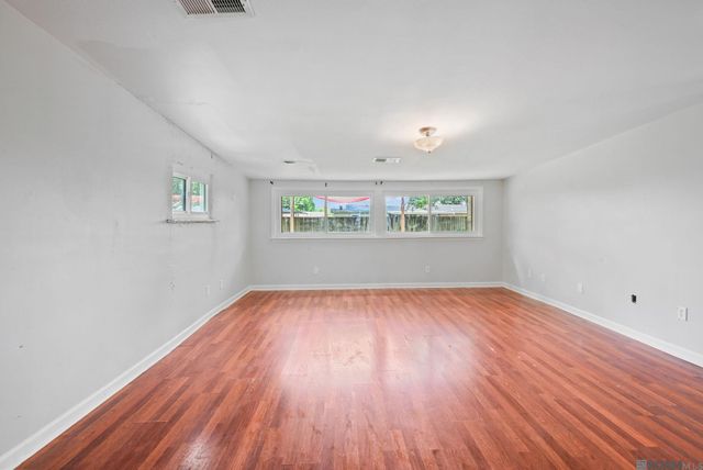234 Cloud Dr, Baton Rouge, LA 70806