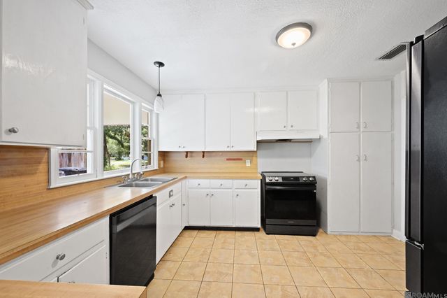 234 Cloud Dr, Baton Rouge, LA 70806