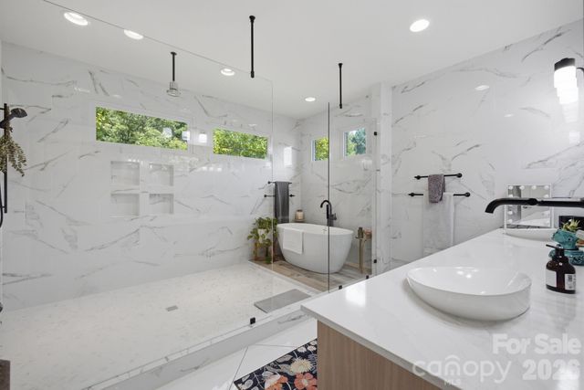 200 Barra Drive, Waxhaw, NC 28173