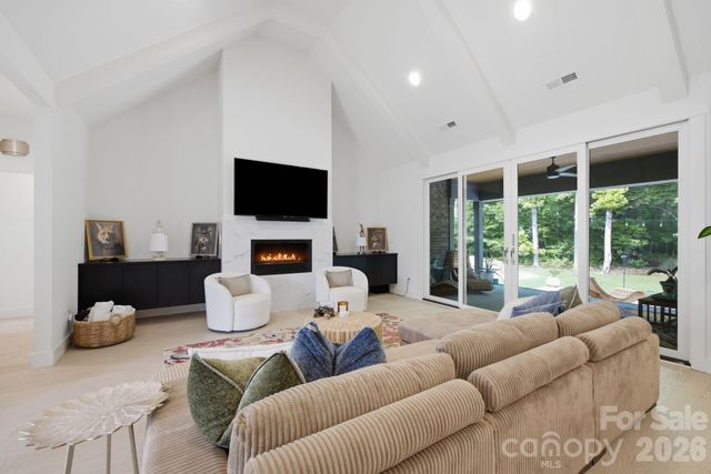 200 Barra Drive, Waxhaw, NC 28173