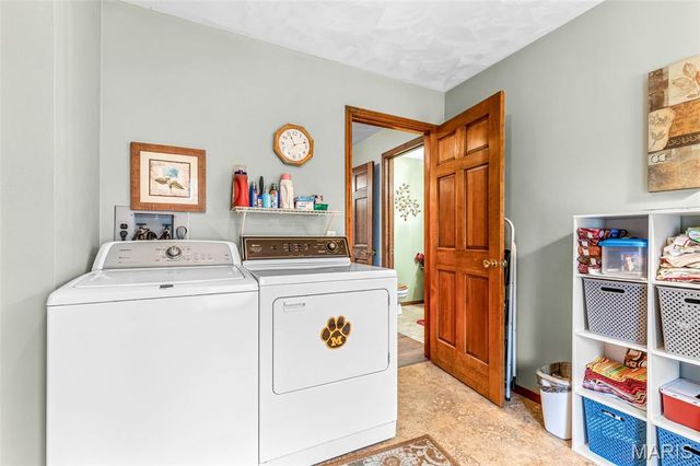 18 Winchester Road, Farmington, MO 63640