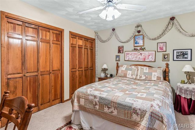 18 Winchester Road, Farmington, MO 63640