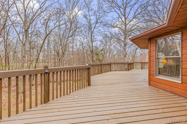 18 Winchester Road, Farmington, MO 63640