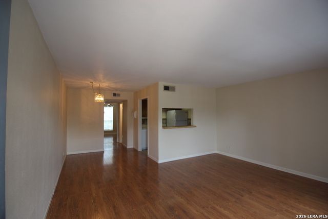 8401 N New Braunfels Ave Apt 348A, San Antonio, TX 78209