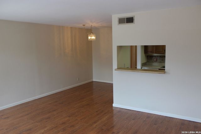 8401 N New Braunfels Ave Apt 348A, San Antonio, TX 78209
