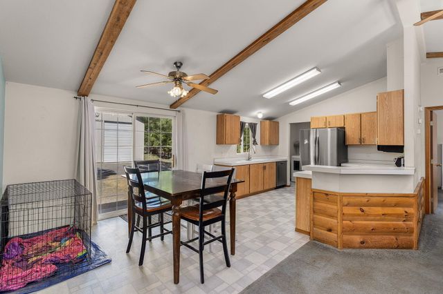 52315 Stearns Road, La Pine, OR 97739