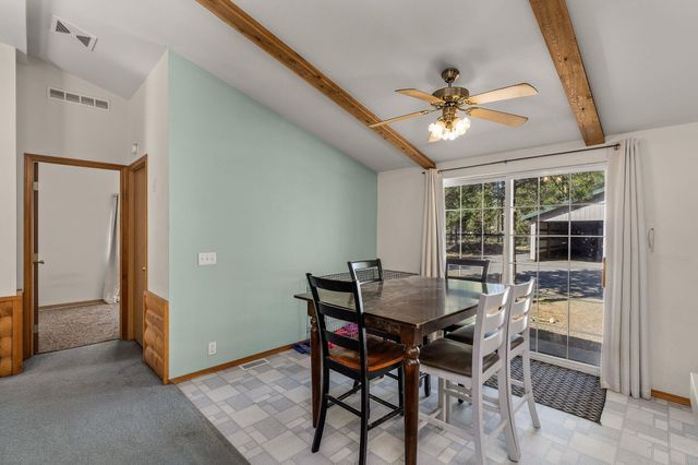 52315 Stearns Road, La Pine, OR 97739