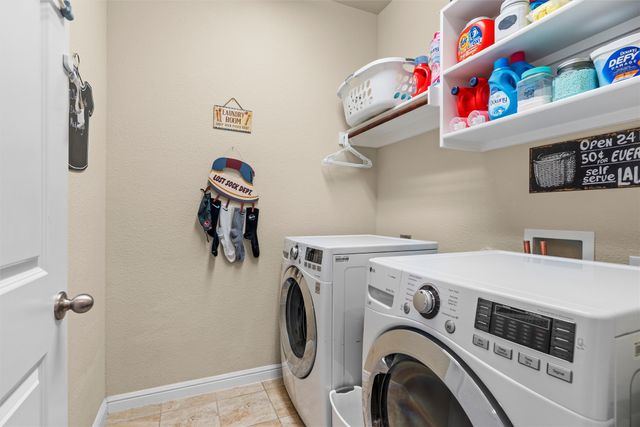 920 Goldenmist Drive, Little Elm, TX 75068