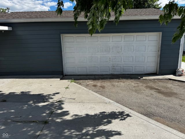 1219 S Tibbs Avenue, Indianapolis, IN 46241