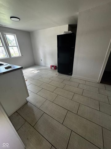1219 S Tibbs Avenue, Indianapolis, IN 46241