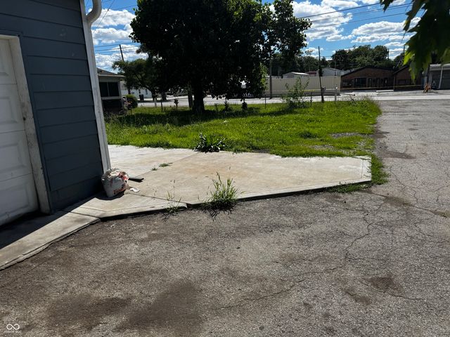 1219 S Tibbs Avenue, Indianapolis, IN 46241