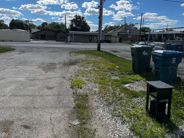 1219 S Tibbs Avenue, Indianapolis, IN 46241