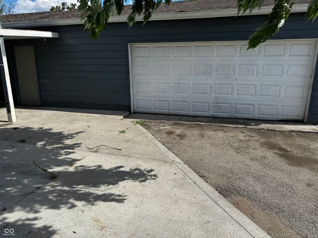 1219 S Tibbs Avenue, Indianapolis, IN 46241