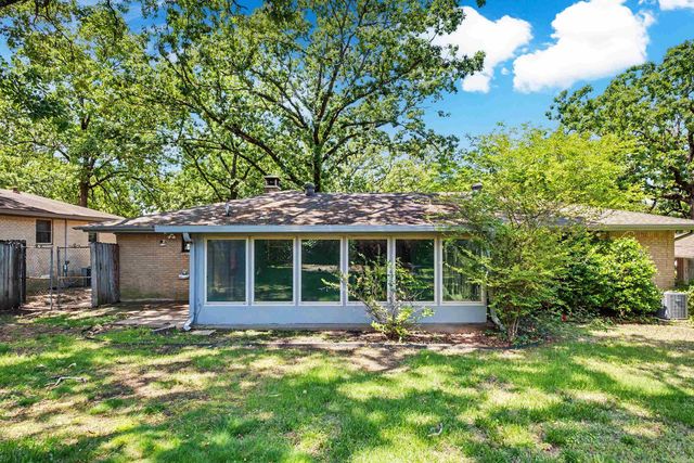 5000 Arlington, North Little Rock, AR 72116
