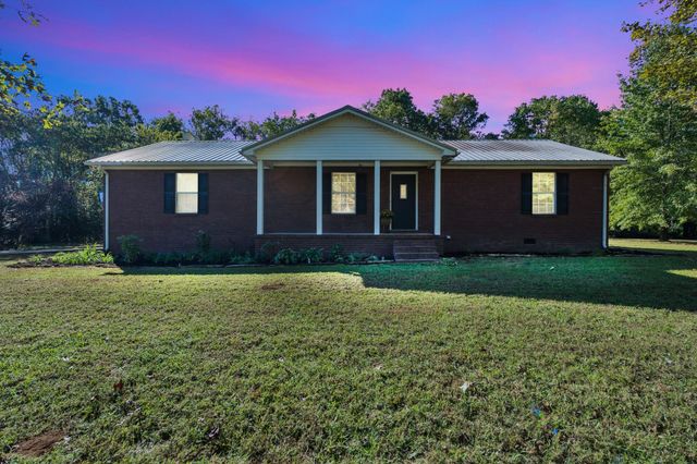 547 Busby Rd, Loretto, TN 38469