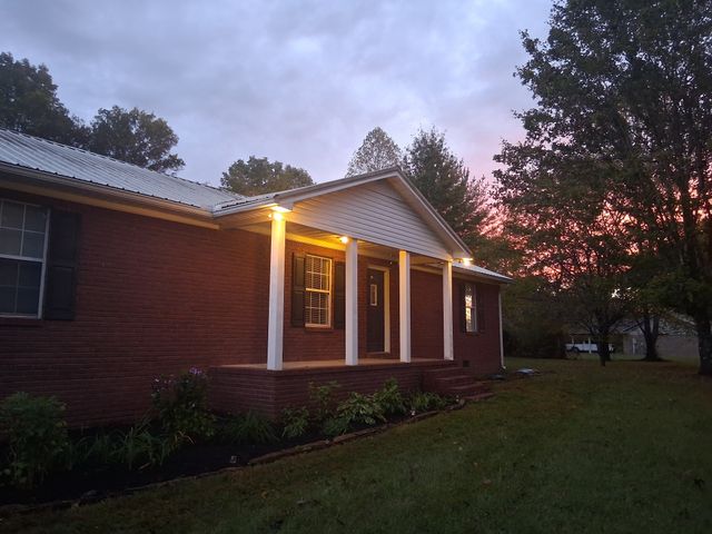 547 Busby Rd, Loretto, TN 38469
