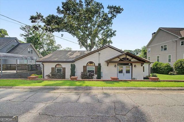 2898 Elizabeth Street SE, Smyrna, GA 30080
