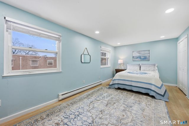 8 Barnstable Lane, Stamford, CT 06907