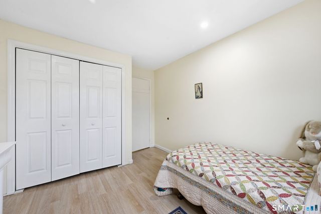 8 Barnstable Lane, Stamford, CT 06907