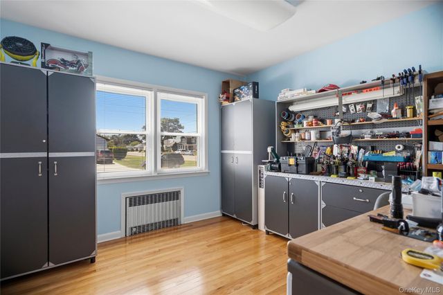 1005 3rd Street, West Babylon, NY 11704