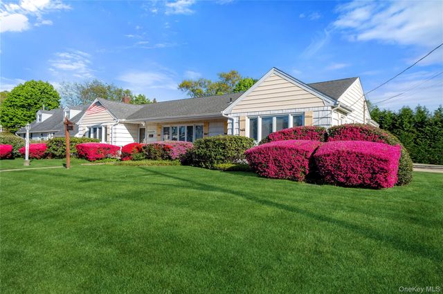 1005 3rd Street, West Babylon, NY 11704