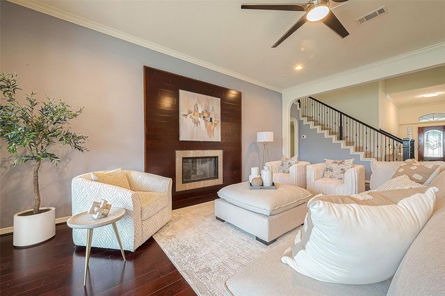 12919 Southern Ridge Drive, Pearland, TX 77584
