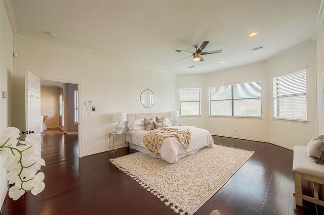 12919 Southern Ridge Drive, Pearland, TX 77584