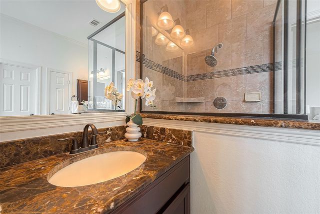 12919 Southern Ridge Drive, Pearland, TX 77584