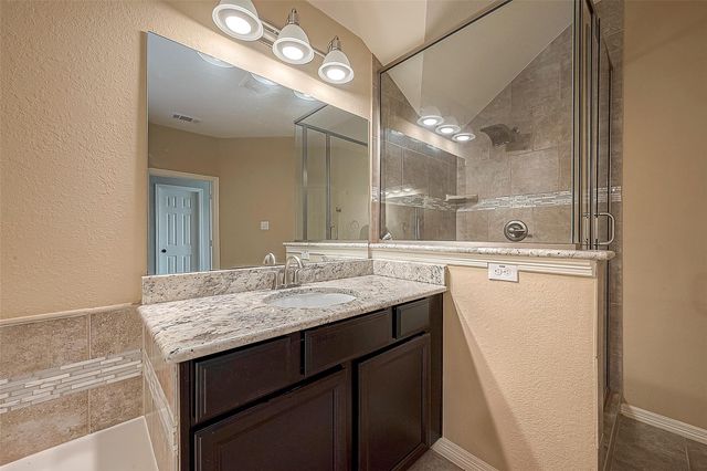12919 Southern Ridge Drive, Pearland, TX 77584