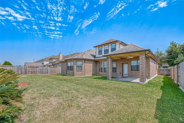 12919 Southern Ridge Drive, Pearland, TX 77584