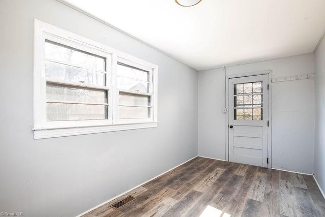 1616 Lucas Avenue, Greensboro, NC 27405